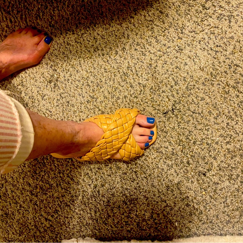 Bamboo brand! Soft , comfortable ! Size 81/2